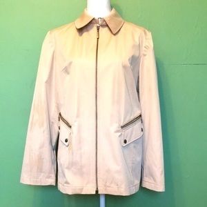 DANA BUCHMAN tan zip‎ front rain jacket